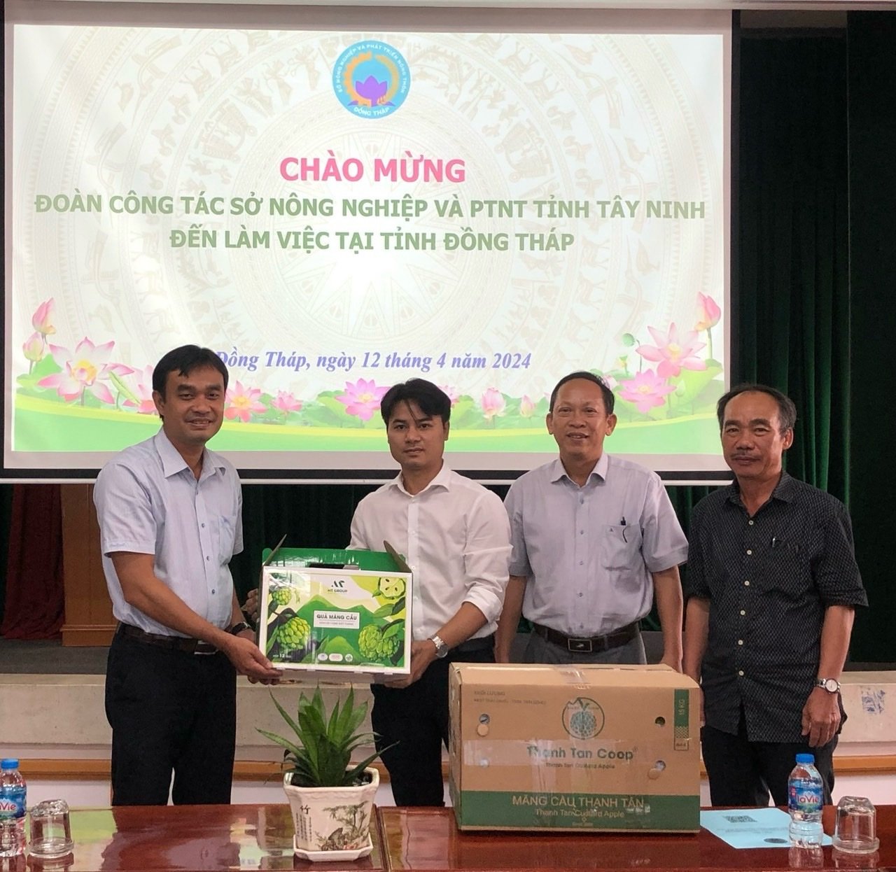 Chuyến học tập kinh nghiệm của đoàn sở Nông nghiệp và phát triển nông thôn tỉnh Tây Ninh tại Đồng Tháp